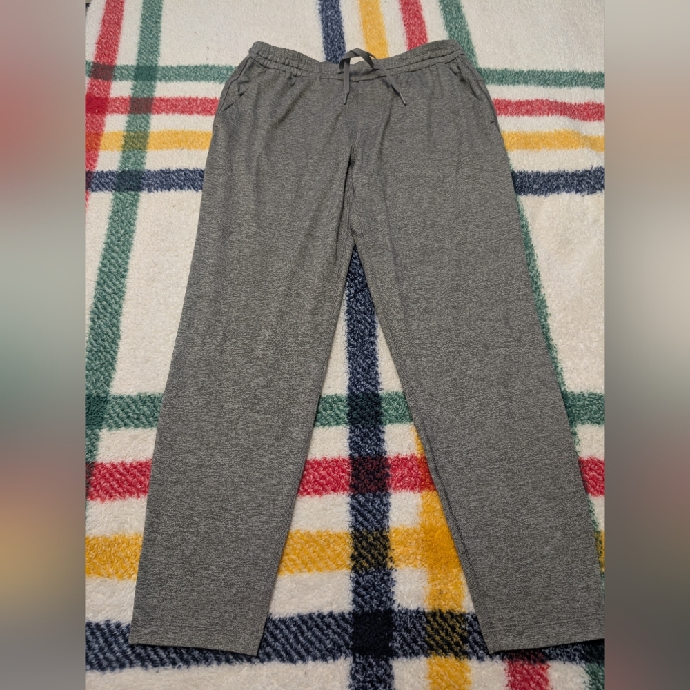 Lululemon Athletica Men's Heather Gray Sweatpants